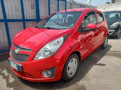 Usata Chevrolet Spark 65 CV (47 kW) 2012 Rosso Utilitaria