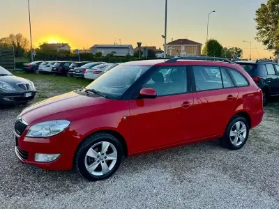 Usata Skoda Fabia GreenLine 75 CV (55 kW) 2014 Rosso Station wagon