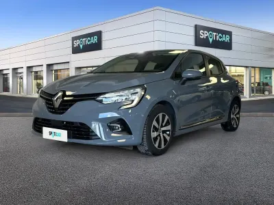 Usado Renault Clio V Life 101 CV (74 kW) 2020 Gris Utilitario