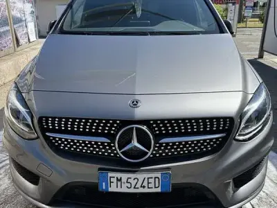 Usata Mercedes B180 109 CV (80 kW) 2017 Utilitaria