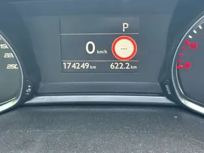 Begagnad Peugeot 308 Allure 150 HK (110 kW) 2016 Sedan