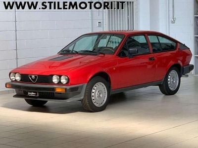 Usata Alfa Romeo GTV 158 CV (116 kW) 1981 Rosso pastello Coupé