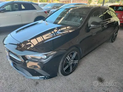Usata Mercedes CLA200 Shooting Brake 150 CV (110 kW) 2021 Nero Station wagon