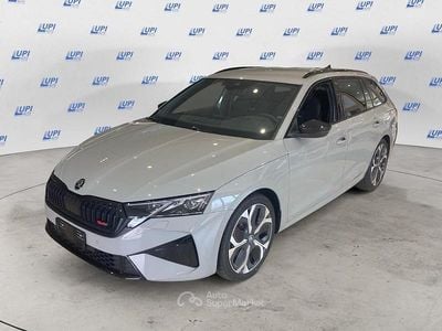 Nuova Skoda Octavia RS 265 CV (194 kW) 2025 Argento Station wagon