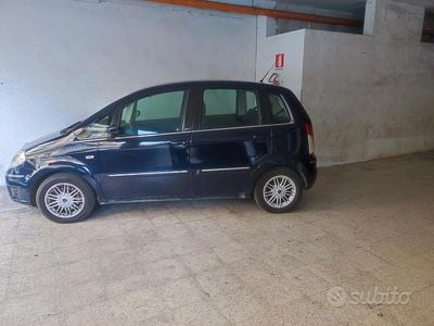 Usata Lancia Musa 90 CV (66 kW) 2008 Blu Monovolume