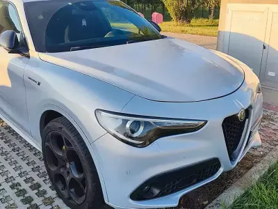 Usata Alfa Romeo Stelvio Ti 209 CV (153 kW) 2021 SUV
