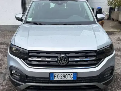 Usata VW T-Cross Advance 116 CV (85 kW) 2019 Argento SUV