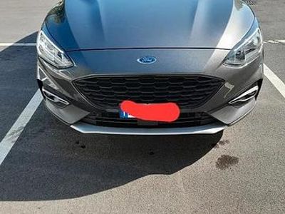 Usata Ford Focus 120 CV (88 kW) 2018 Grigio Berlina