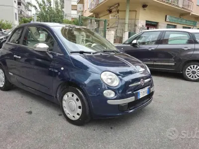 Usata Fiat 500 Lounge 69 CV (50 kW) 2013 Blu Utilitaria