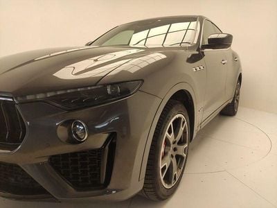 Usata Maserati Levante 250 CV (183 kW) 2020 Grigio SUV
