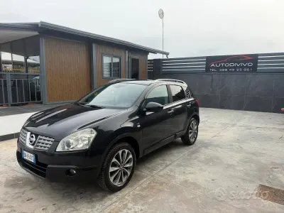 Gebraucht Nissan Qashqai Tekna 106 PS (77 kW) 2009 Schwarz SUV