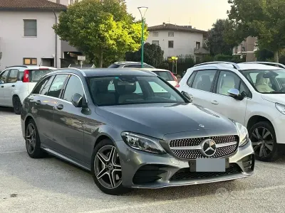 Usata Mercedes 220 Premium 170 CV (125 kW) 2019 Grigio Station wagon