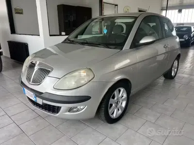 Usata Lancia Ypsilon