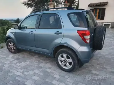 Usata Daihatsu Terios 2006 Grigio SUV
