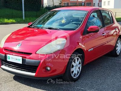 Usata Renault Clio II Dynamique 75 CV (55 kW) 2010 Rosso Berlina