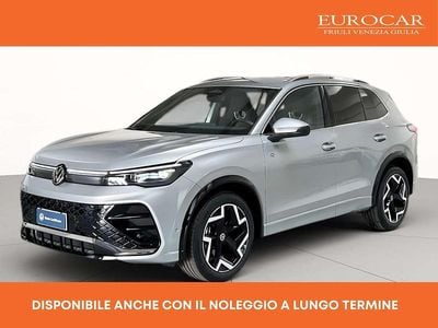 Usata VW Tiguan R-line 150 CV (110 kW) 2025 Dolomite silver metallizzato SUV