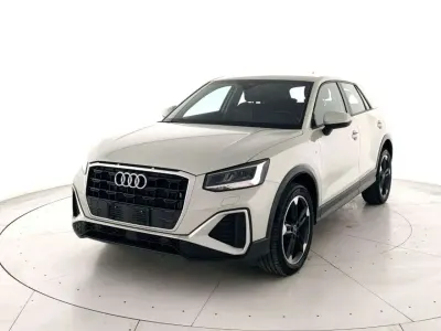 Usata Audi Q2 S-Line 116 CV (85 kW) 2025 Argento SUV