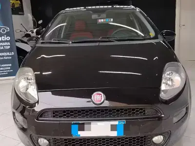 Usata Fiat Punto 70 CV (51 kW) 2012 Nero Utilitaria