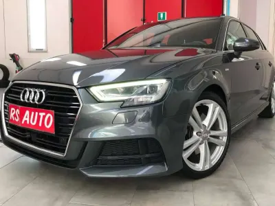Usata Audi A3 S-Line 150 CV (110 kW) 2019 Grigio dautona Berlina