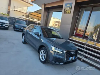 Begagnad Audi Q2 Business 116 HK (85 kW) 2020 Grå SUV