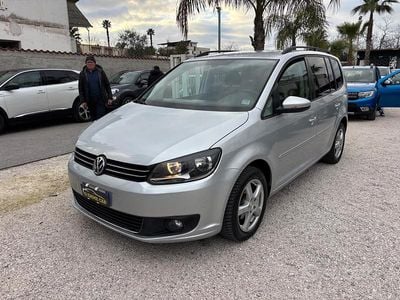 Usata VW Touran Comfortline 105 CV (77 kW) 2012 Grigio Monovolume