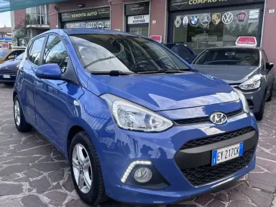 Używany Hyundai i10 Edition 67 KM (49 kW) 2015 Niebieski Hatchback