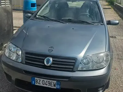 Usata Fiat Punto 2003 Grigio Utilitaria