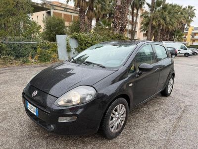 Nero Usata 2015 Fiat Punto Dynamic Berlina | 6000 € (Buon prezzo)