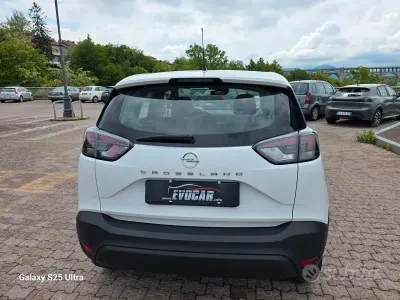 Usata Opel Crossland 110 CV (80 kW) 2023 Bianco SUV