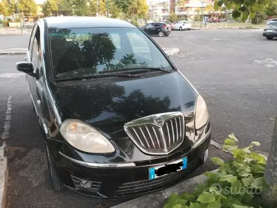 Usata Lancia Musa 90 CV (66 kW) 2009 Blu Monovolume