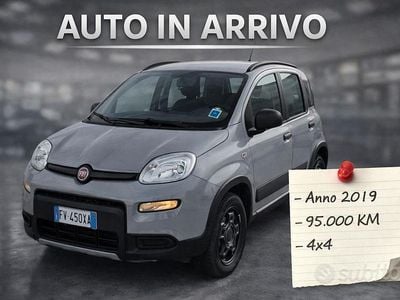 Usata Fiat Panda 4x4 S 86 CV (63 kW) 2019 Grigio Utilitaria