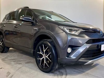 usata Toyota RAV4 Hybrid 2WD Dynamic+ del 2017 usata a Monopoli