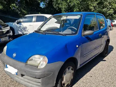 Usata Fiat Seicento 54 CV (39 kW) 2002 Blu Utilitaria