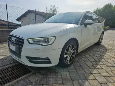 Usata Audi A3 Ambition 105 CV (77 kW) 2014 Bianco Berlina