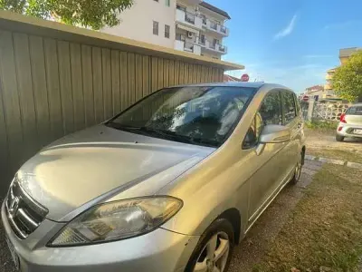 Usata Honda FR-V Comfort Plus 140 CV (102 kW) 2009 Grigio Monovolume