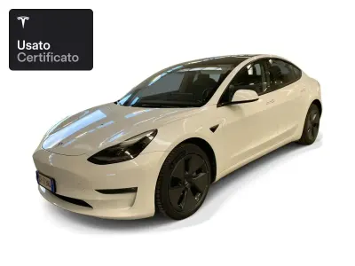 Begagnad Tesla Model 3 Long Range AWD 324 kW (441 HK) 2021 Vit Sedan