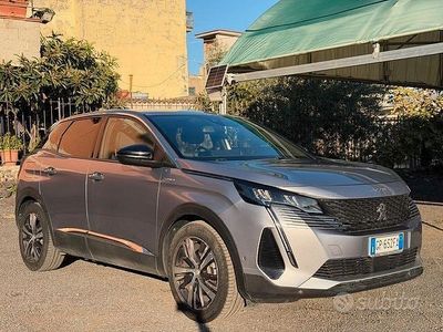 Usata Peugeot 3008 Allure 200 CV (147 kW) 2023 Grigio SUV