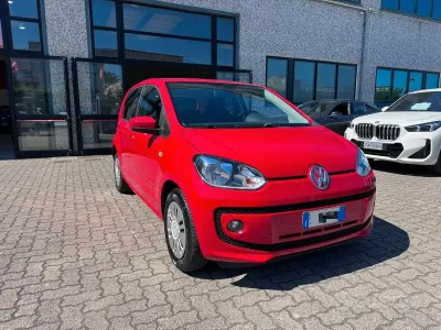 Usata VW up! 60 CV (44 kW) 2015 Rosso Utilitaria