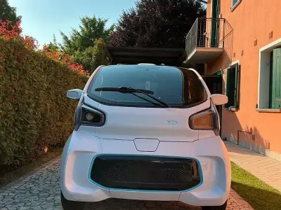 Usata XEV Yoyo 7 kW (10 CV) 2024 Bianco Utilitaria