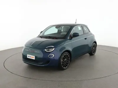 Usata Fiat 500e La Prima 86 kW (118 CV) 2021 Blu Utilitaria