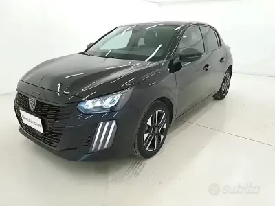 Usata Peugeot 208 GT 101 CV (74 kW) 2025 Nero Utilitaria