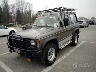 Usata Mitsubishi Pajero 1988 Grigio SUV