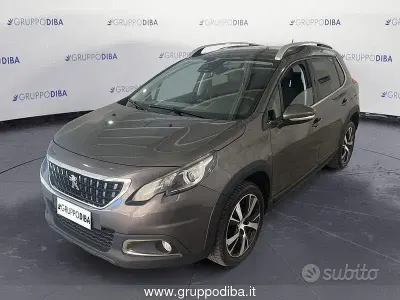 Usata Peugeot 2008 Allure 99 CV (72 kW) 2018 Bianco SUV