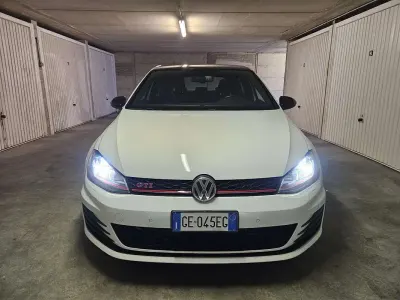 Usata VW Golf VII GTI 230 CV (169 kW) 2017 Berlina