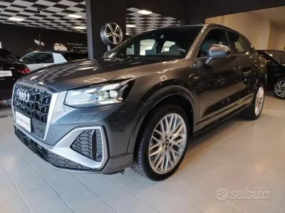 Usata Audi Q2 Ambiente 150 CV (110 kW) 2025 Grigio daytona SUV