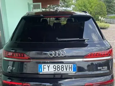 Usata Audi Q7 Ambiente 286 CV (210 kW) 2019 Nero SUV