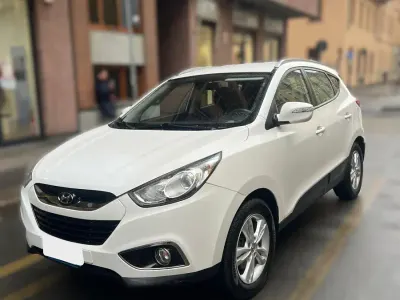 Usata Hyundai ix35 134 CV (98 kW) 2011 Bianco SUV