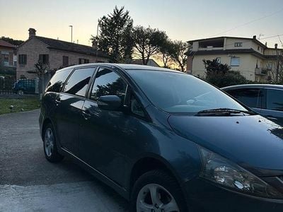 Usata Mitsubishi Grandis Invite 136 CV (100 kW) 2008 Blu Monovolume