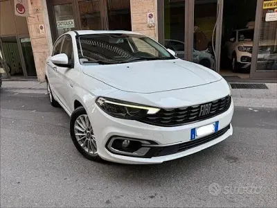 Usata Fiat Tipo Life 131 CV (96 kW) 2021 Bianco Berlina