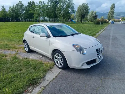 Occasion Alfa Romeo MiTo Distinctive 85 ch (62 kW) 2014 Beige Citadine